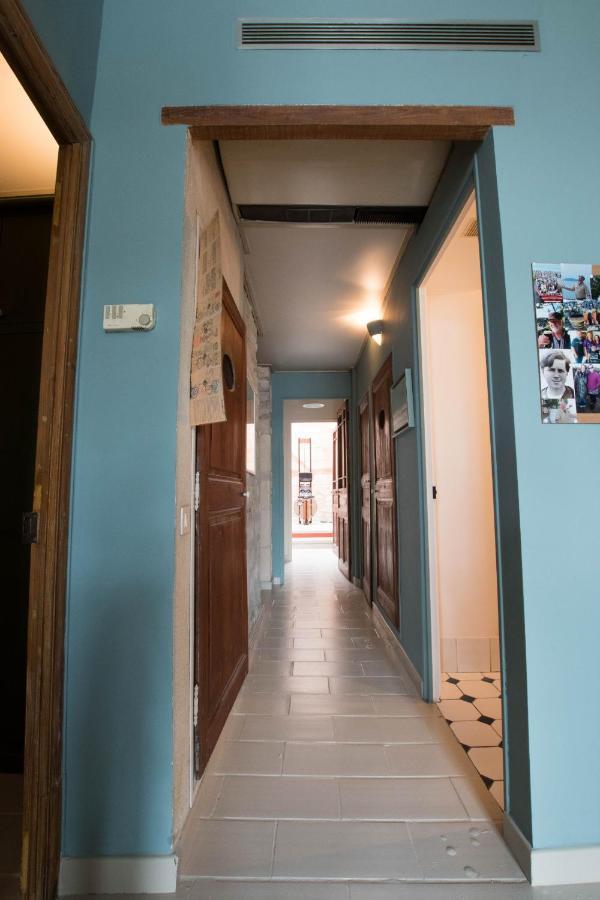 Clem - Appartement Dans Le Coeur D'Arles Bagian luar foto