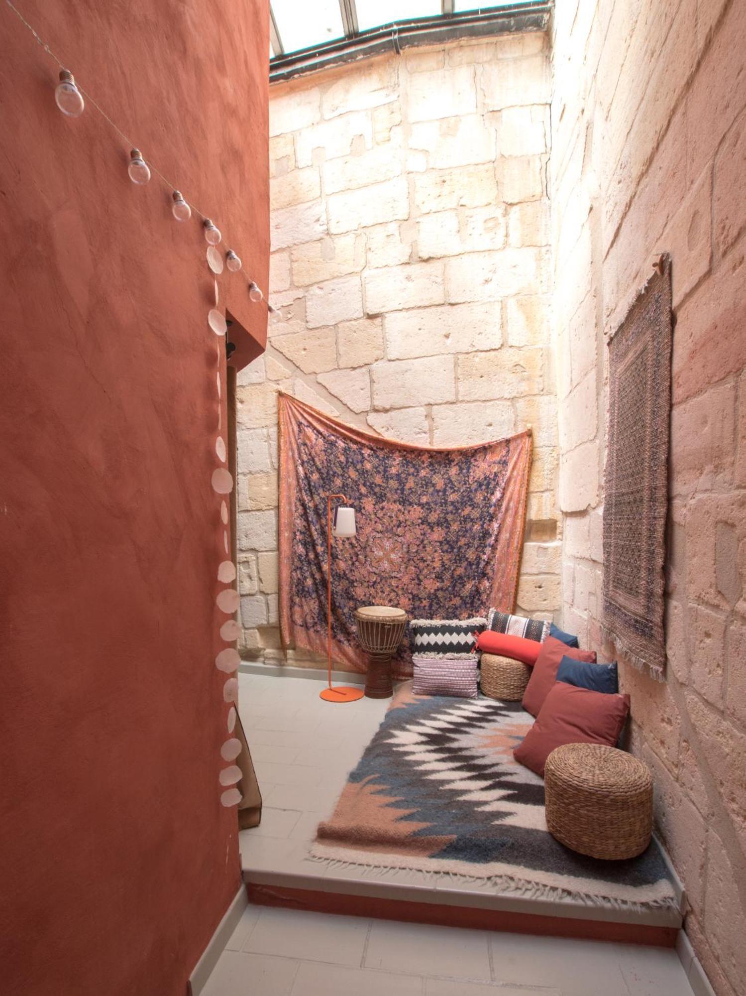 Clem - Appartement Dans Le Coeur D'Arles Bagian luar foto
